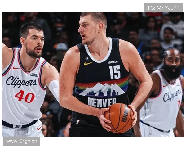 约基奇归来31+12吊打快船