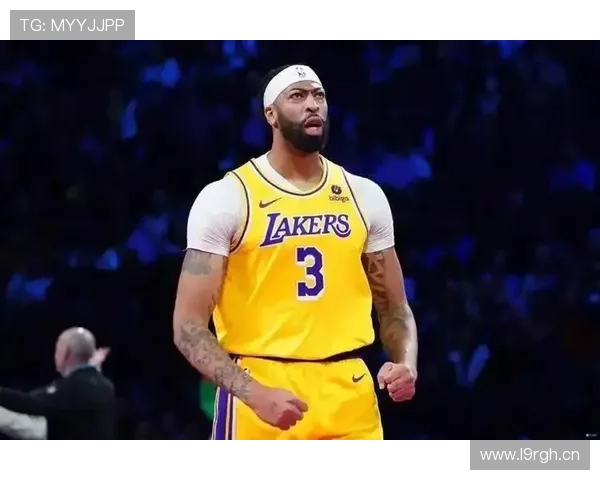 戴维斯曝湖人交易前全不知内幕